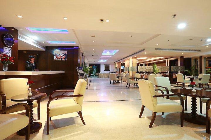 Guest Lobby