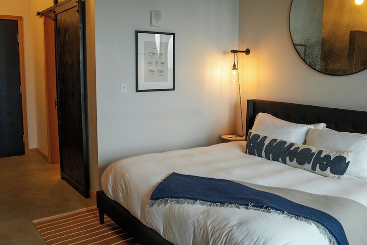 Room 59 of 159