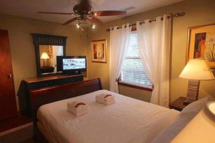 Room 28 of 60
