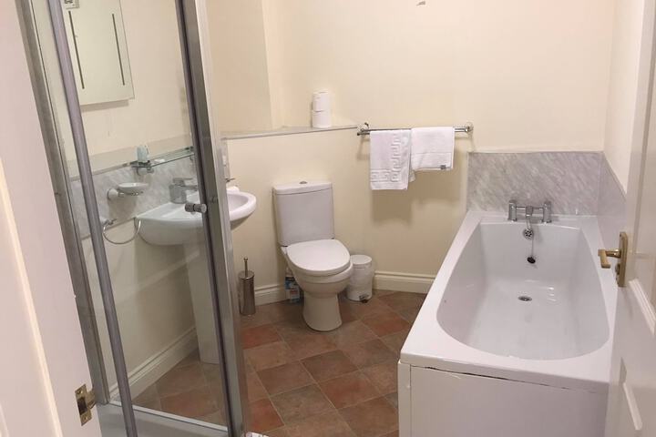 Room 21 of 29