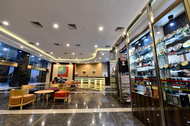 Guest Lobby