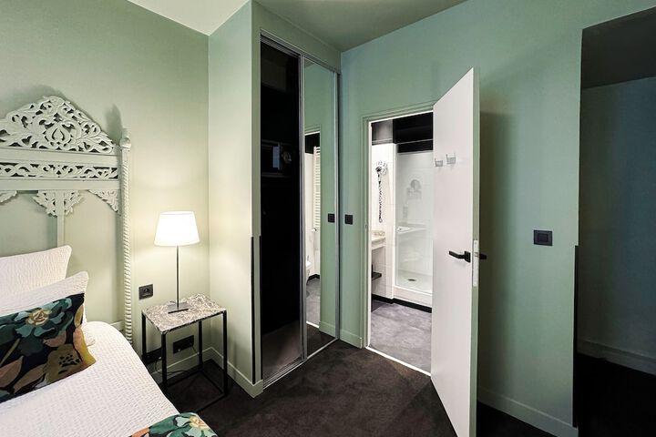 Room 35 of 56