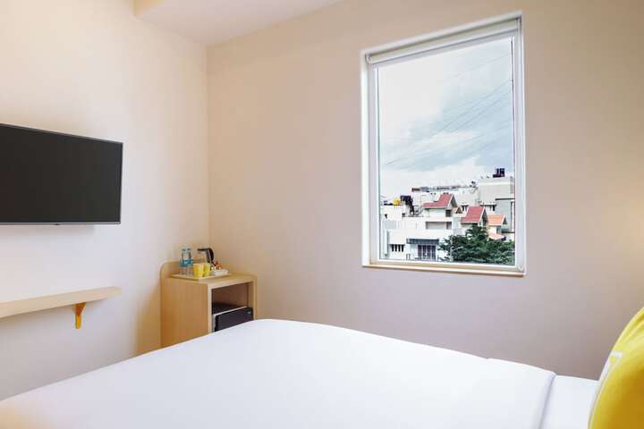 Room 9 of 24