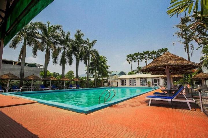 Pool 8 of 11