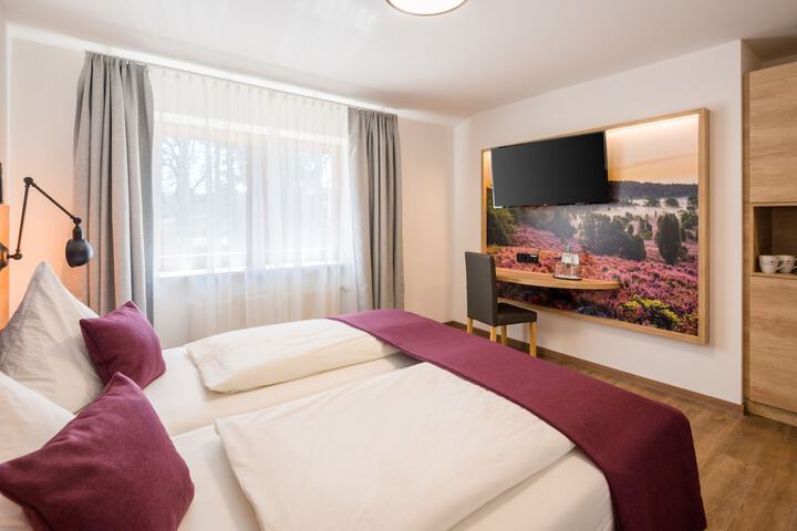 Room 18 of 65
