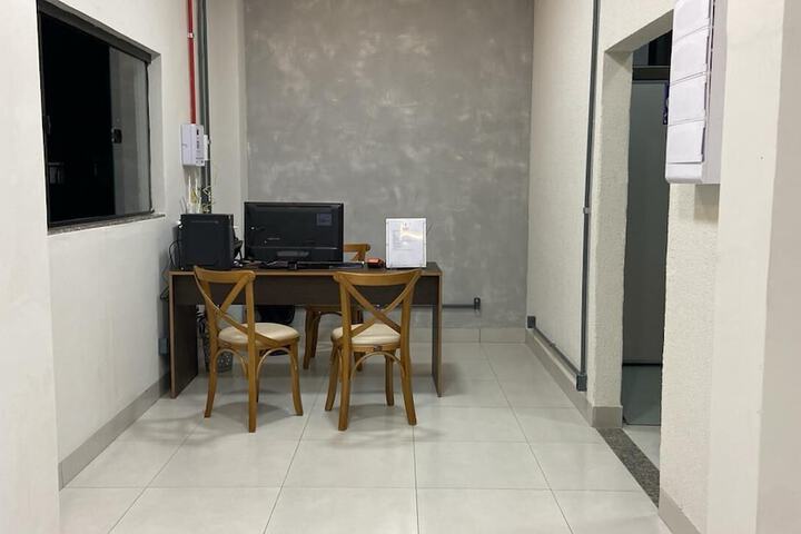 Business Center 9 of 11