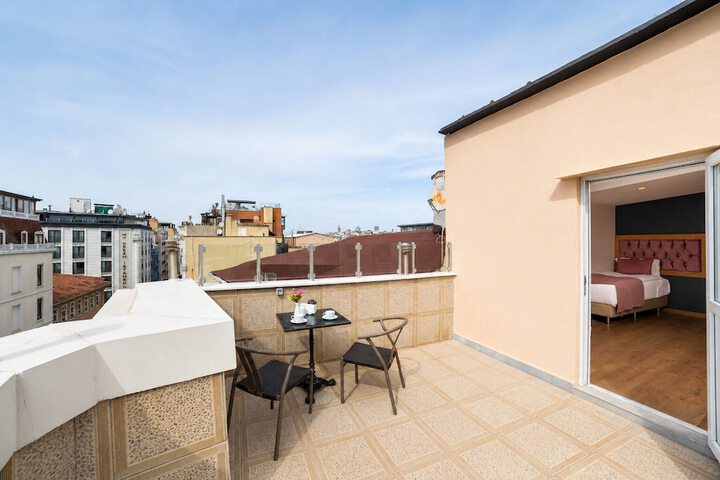 Terrace/Patio 40 of 65