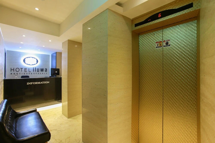 hotel_rooms