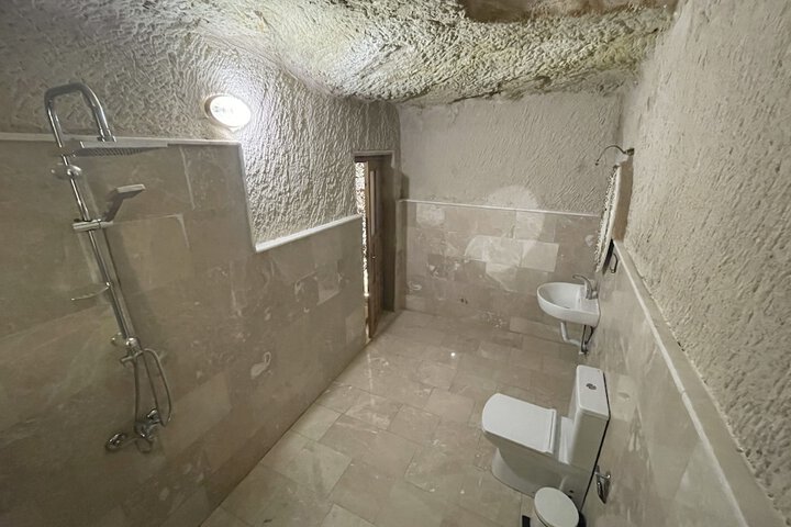 Room 20 of 31