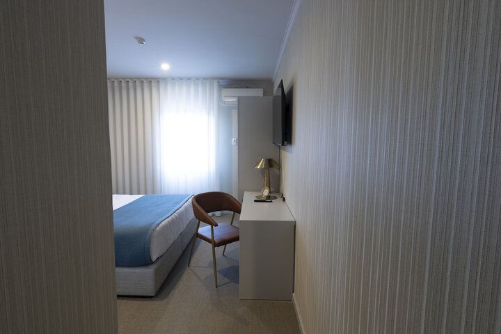 Room 12 of 70