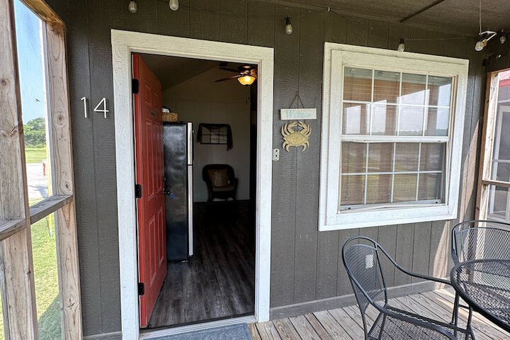 Room 52 of 917