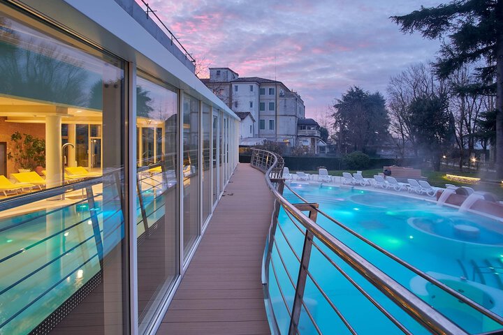 Pool 112 of 173