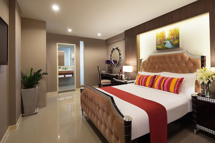 Room 17 of 50