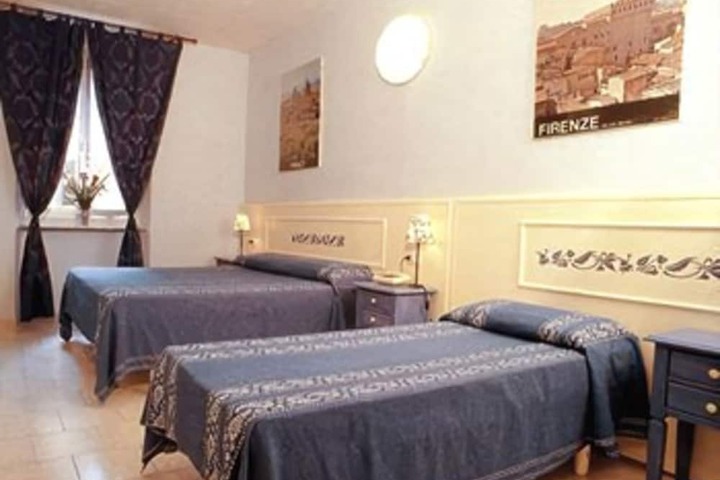 Room 16 of 25