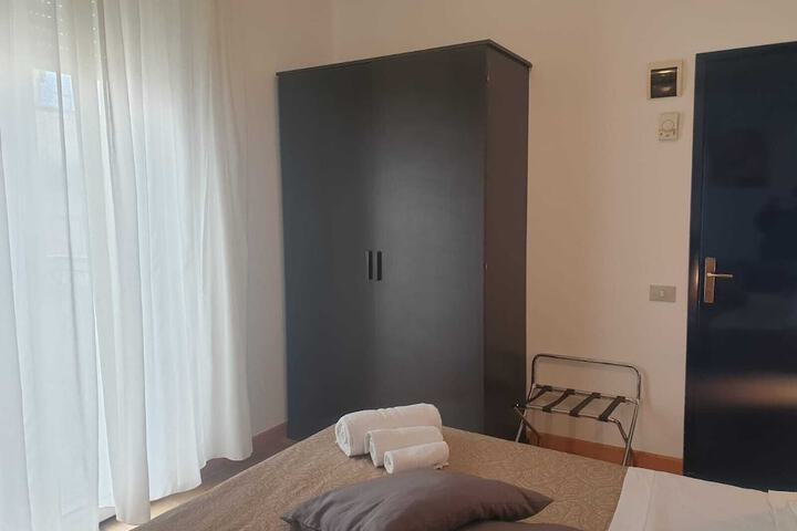 Room 14 of 63
