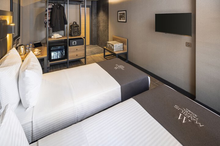Room 29 of 75