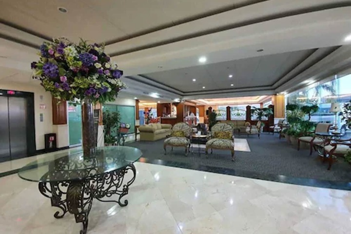 Lobby Entry