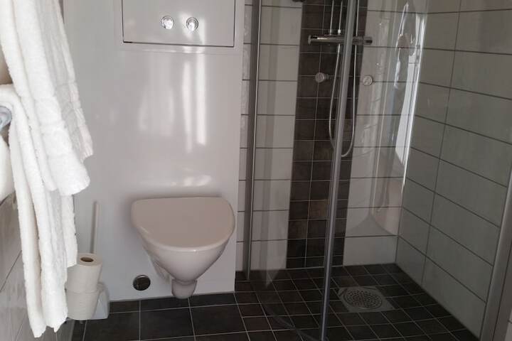 Room 16 of 57