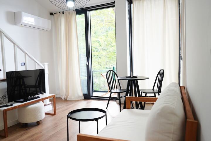 Room 45 of 70