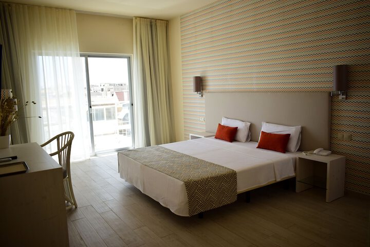Room 18 of 47