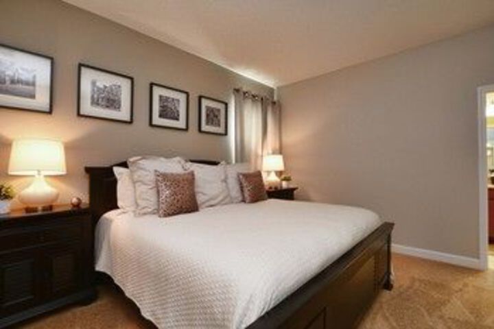 Room 11 of 21