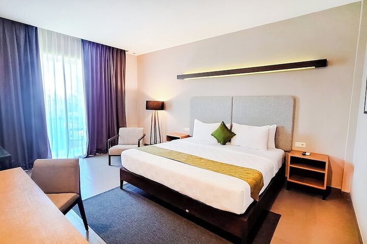 Room 18 of 49