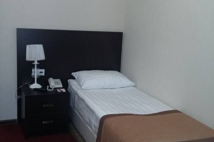 Room 16 of 51