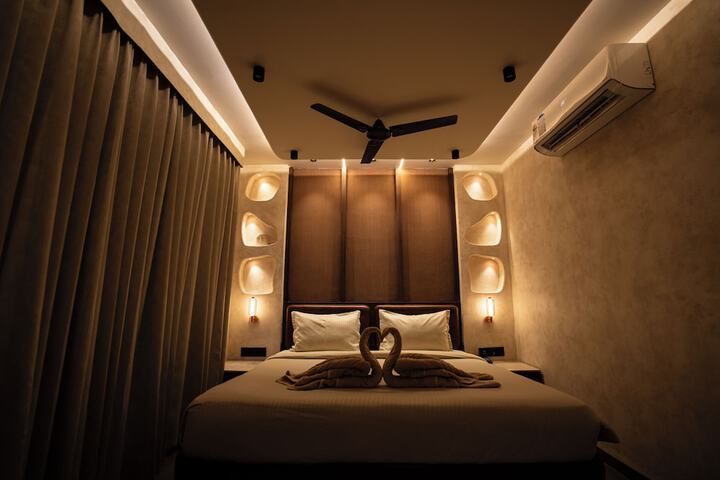 Room 18 of 48