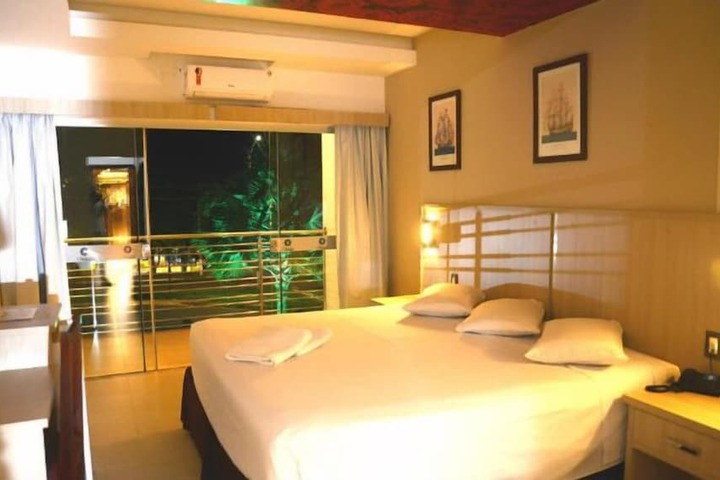 Room 5 of 23