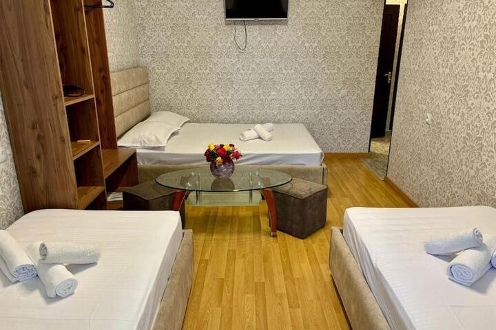 Room 3 of 30
