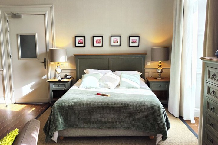 Room 32 of 55