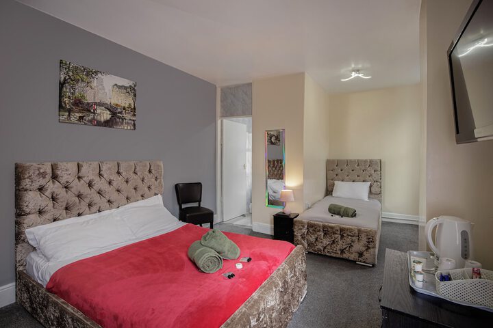 Room 11 of 23