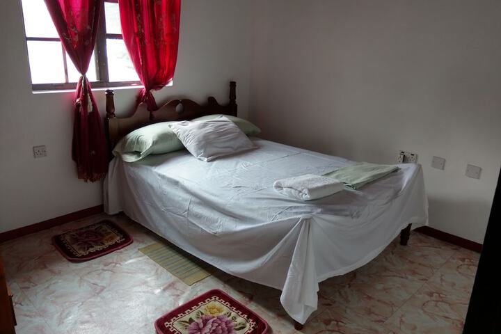 Room 27 of 60