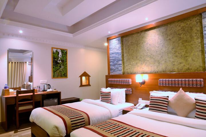 Room 15 of 63