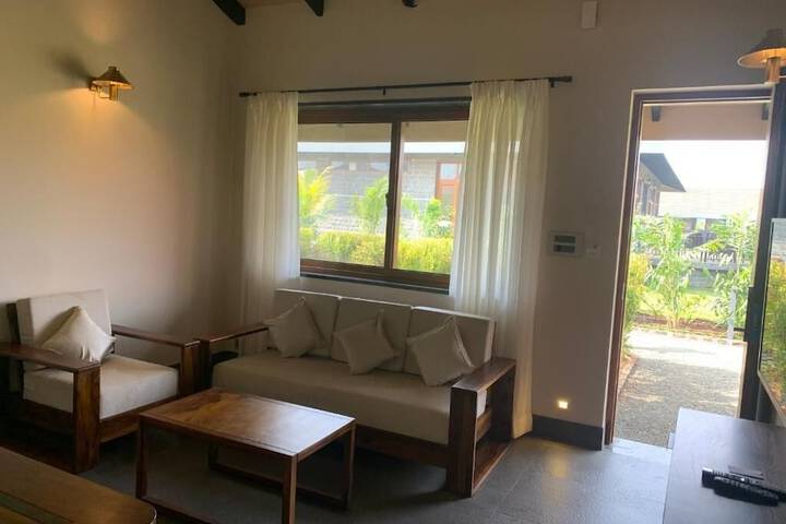 Room 9 of 40