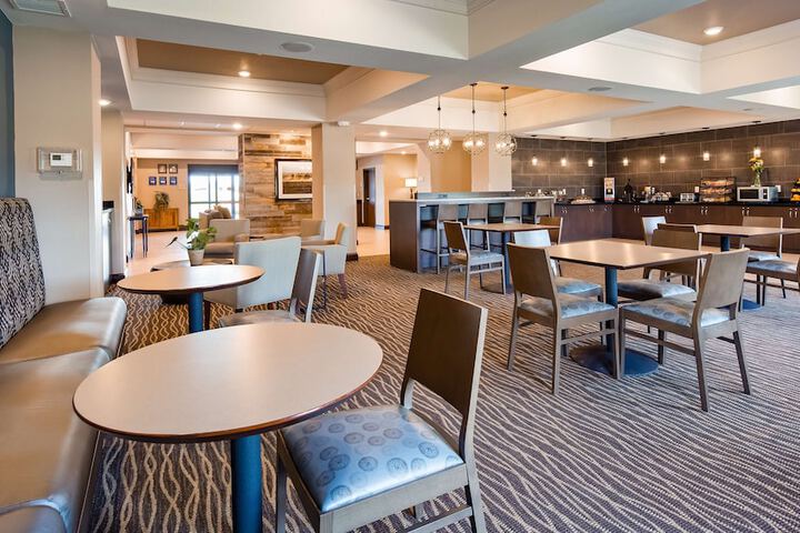 Dining Photos