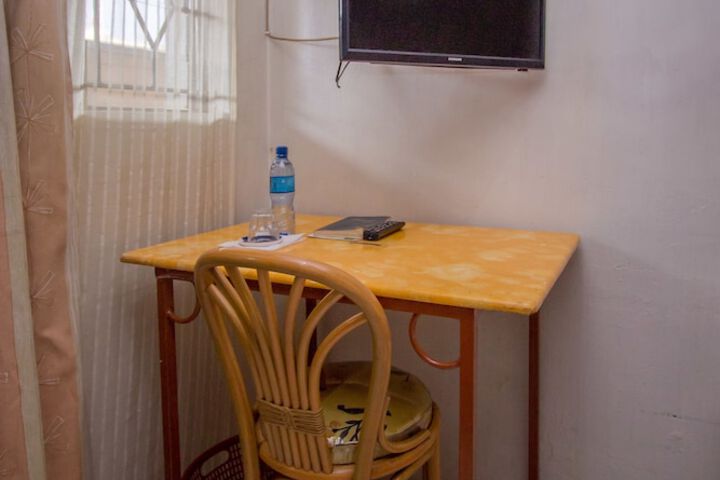 Room 17 of 29