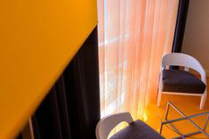 Room 48 of 112