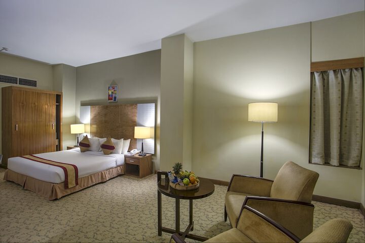 Room 7 of 65