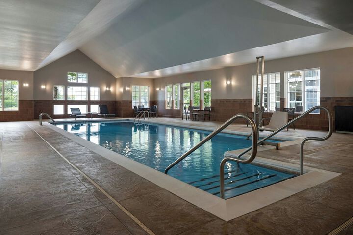 Hotel with Pool