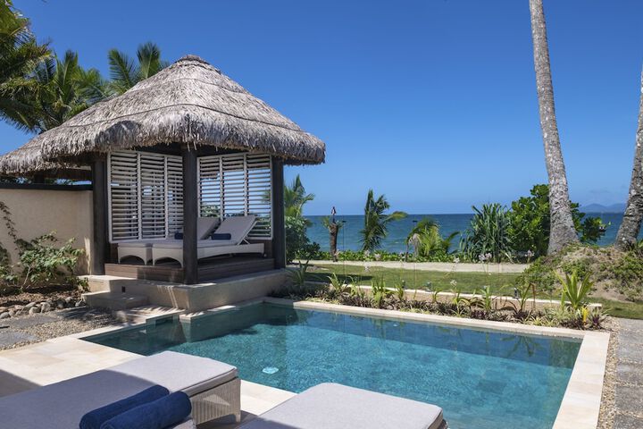 Hotel Pool