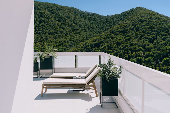 Terrace/Patio 30 of 96