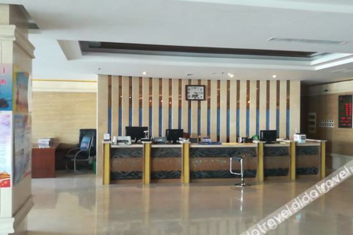 Hotel Interior 20 of 27