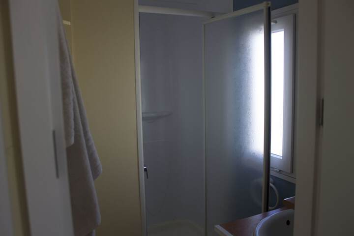 Room 8 of 21