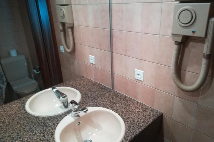 Room 19 of 32