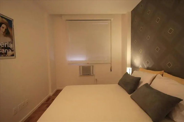Room 2 of 19