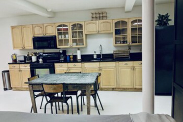 Room 8 of 29