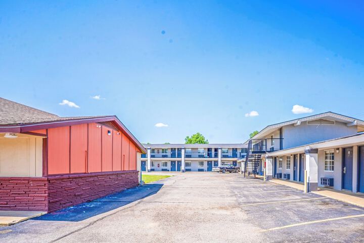 Property Grounds 26 of 27