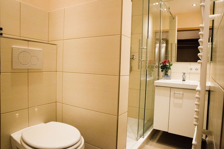 Room 10 of 58