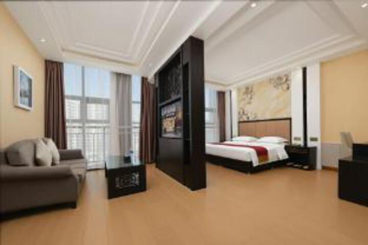 Room 7 of 7
